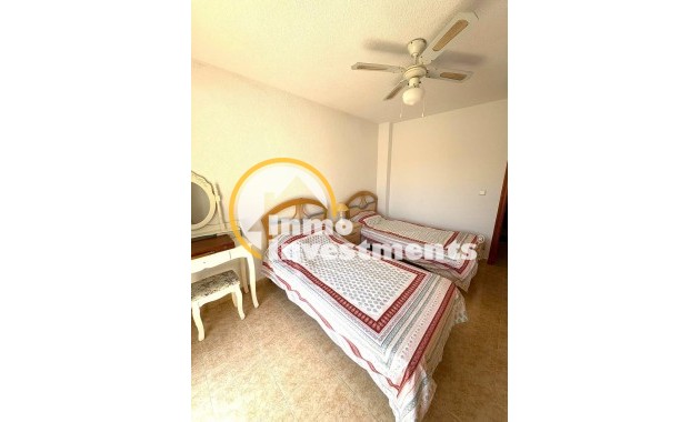 Reventa - Chalet independiente - Torrevieja - El Limonar