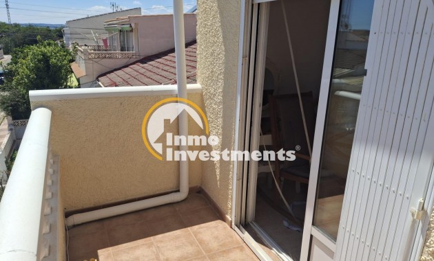 Reventa - Chalet independiente - Torrevieja - El Limonar