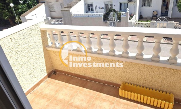 Reventa - Chalet independiente - Torrevieja - El Limonar