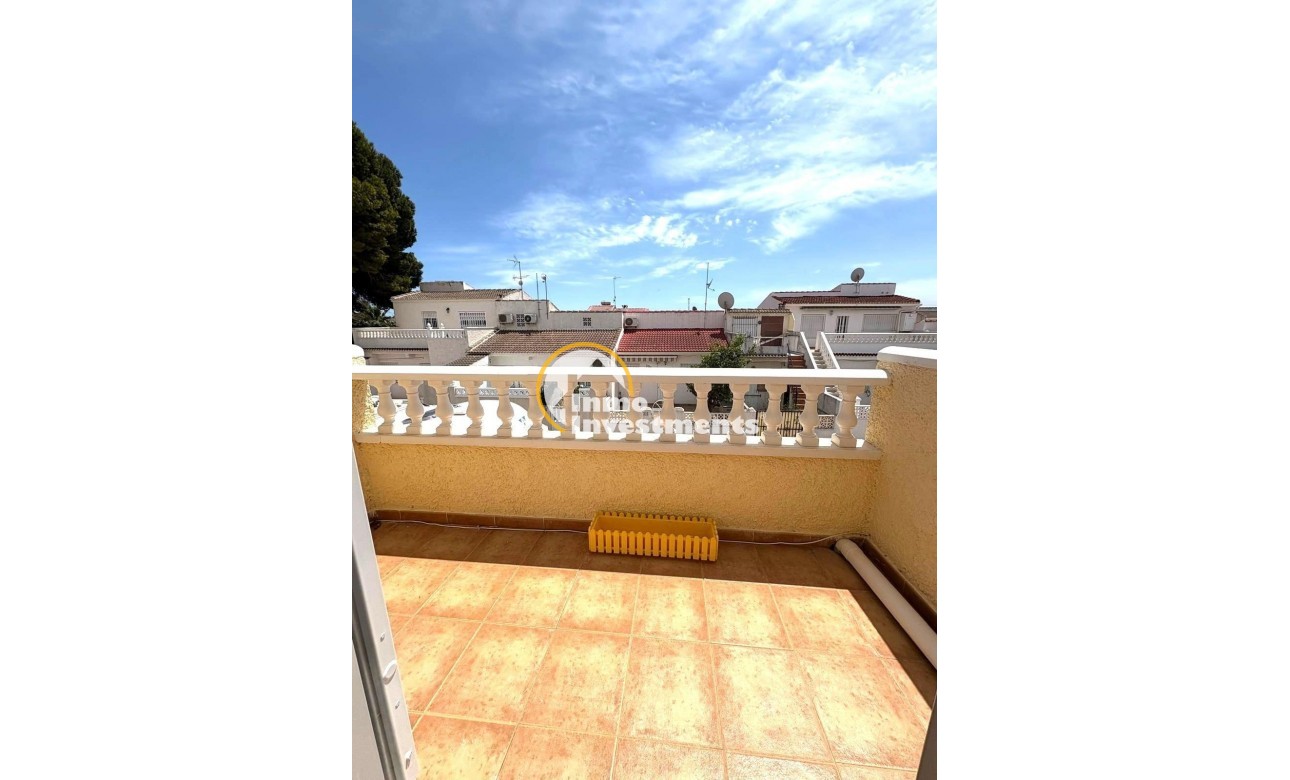 Reventa - Chalet independiente - Torrevieja - El Limonar