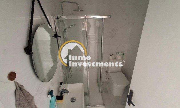 Reventa - Chalet independiente - Torrevieja - El Limonar