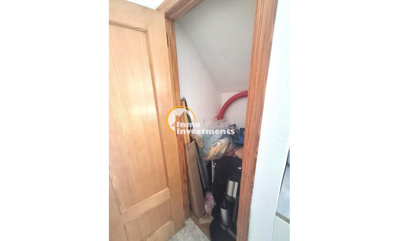 Reventa - Chalet independiente - Torrevieja - El Limonar