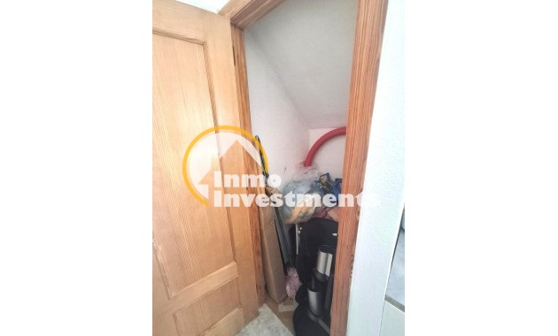 Reventa - Chalet independiente - Torrevieja - El Limonar