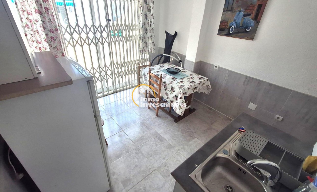 Reventa - Chalet independiente - Torrevieja - El Limonar