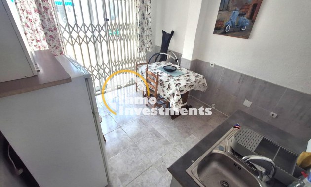 Reventa - Chalet independiente - Torrevieja - El Limonar