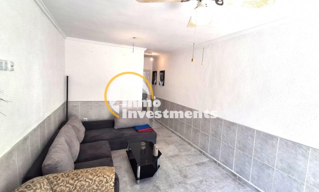 Reventa - Chalet independiente - Torrevieja - El Limonar