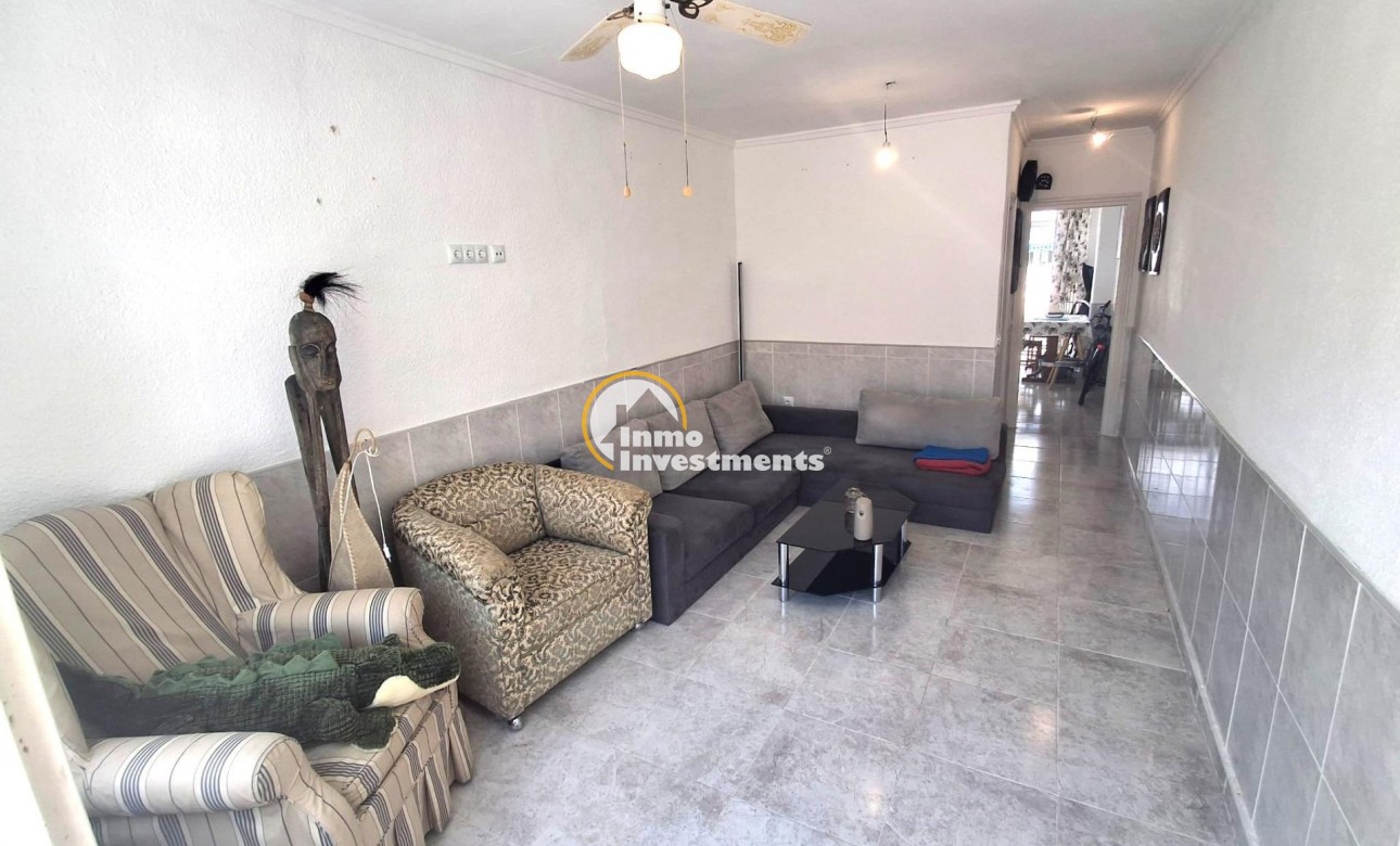 Reventa - Chalet independiente - Torrevieja - El Limonar