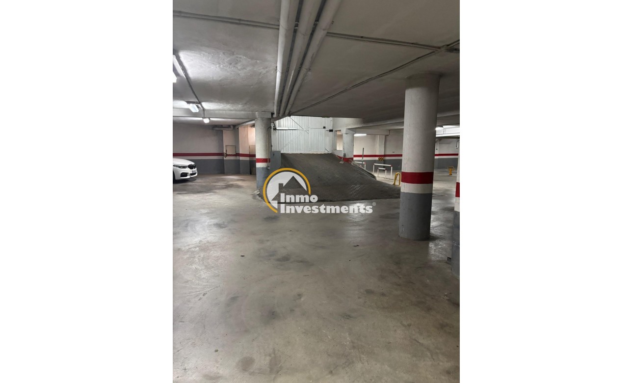 Reventa - Garaje - Torrevieja - Playa del Cura