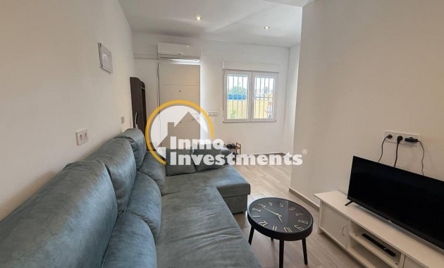 Resale - Bungalow - Torrevieja