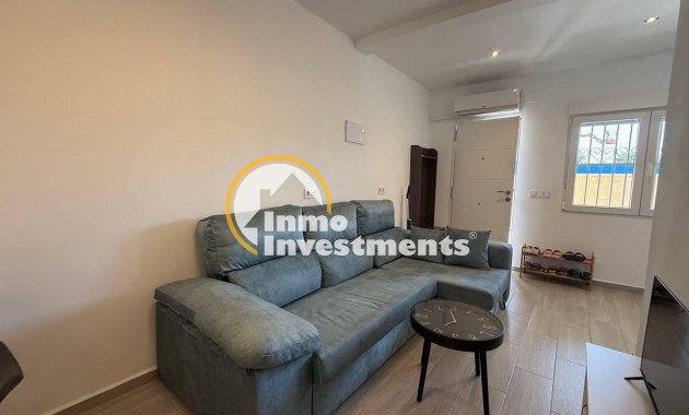 Resale - Bungalow - Torrevieja