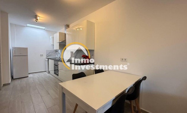 Resale - Bungalow - Torrevieja