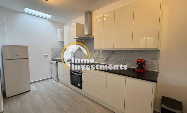 Resale - Bungalow - Torrevieja