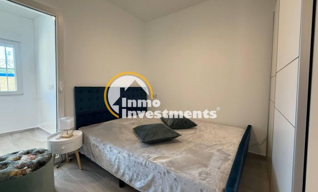 Resale - Bungalow - Torrevieja