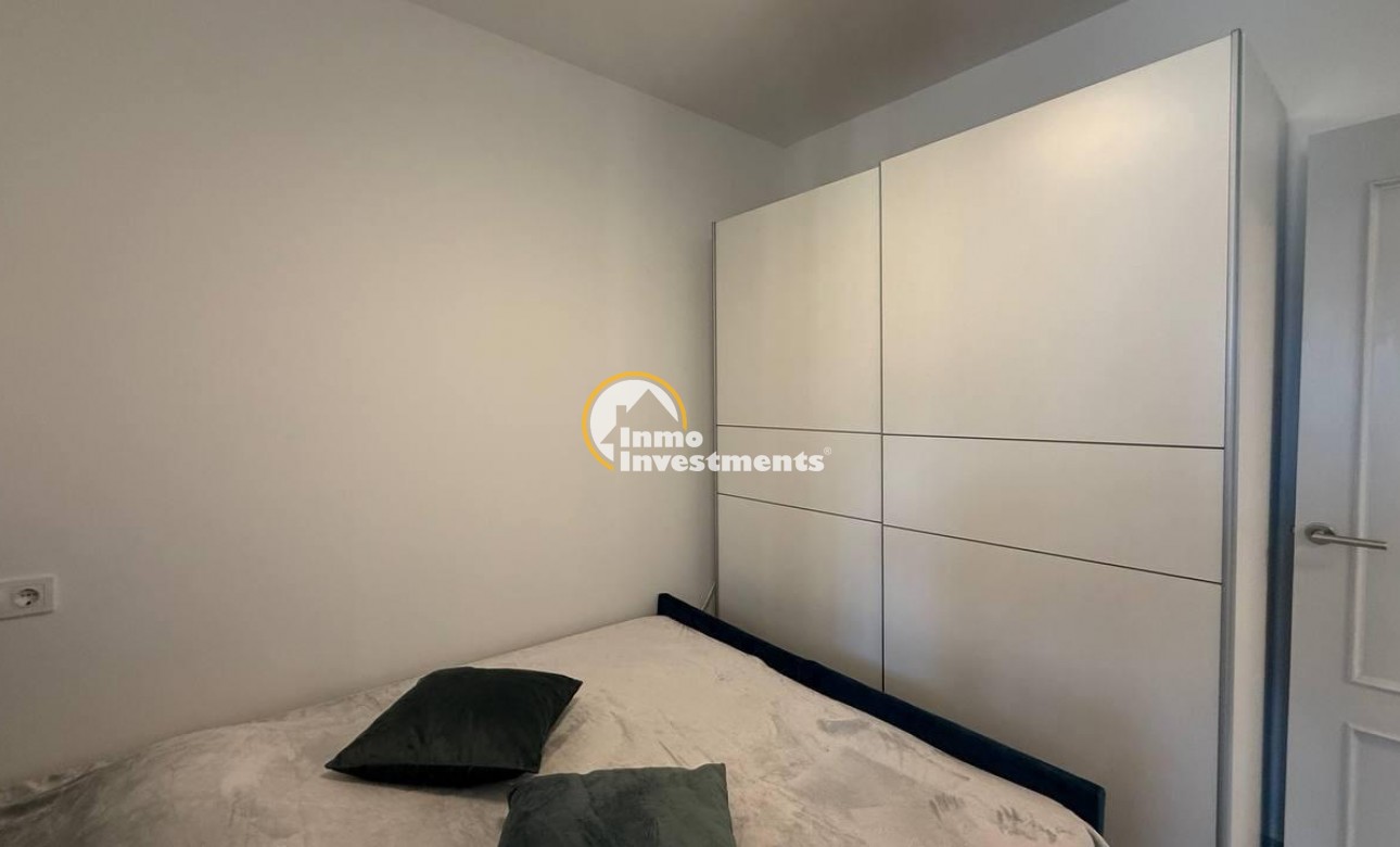 Resale - Bungalow - Torrevieja