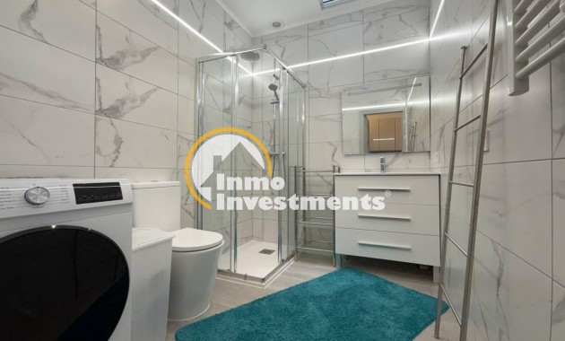 Resale - Bungalow - Torrevieja