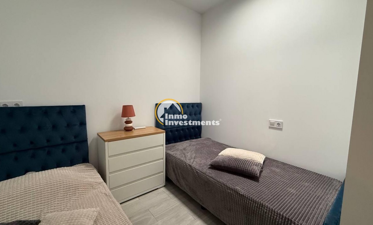 Resale - Bungalow - Torrevieja