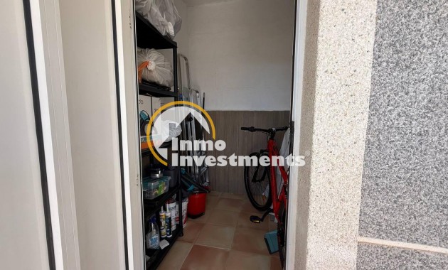 Resale - Bungalow - Torrevieja