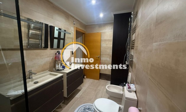 Bestaande bouw - Villa - Orihuela Costa - Altos de Campoamor