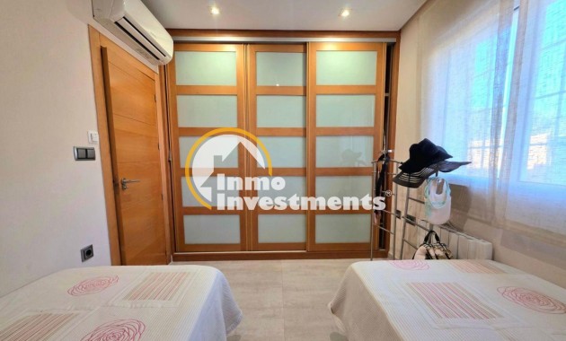 Bestaande bouw - Villa - Orihuela Costa - Altos de Campoamor