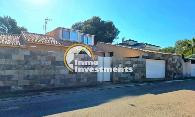 Bestaande bouw - Villa - Orihuela Costa - Altos de Campoamor