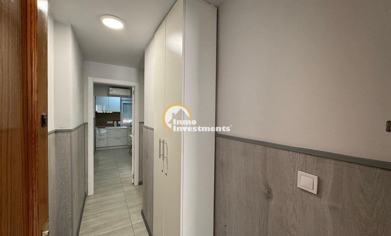 Resale - Apartment - Torrevieja - Playa del Cura