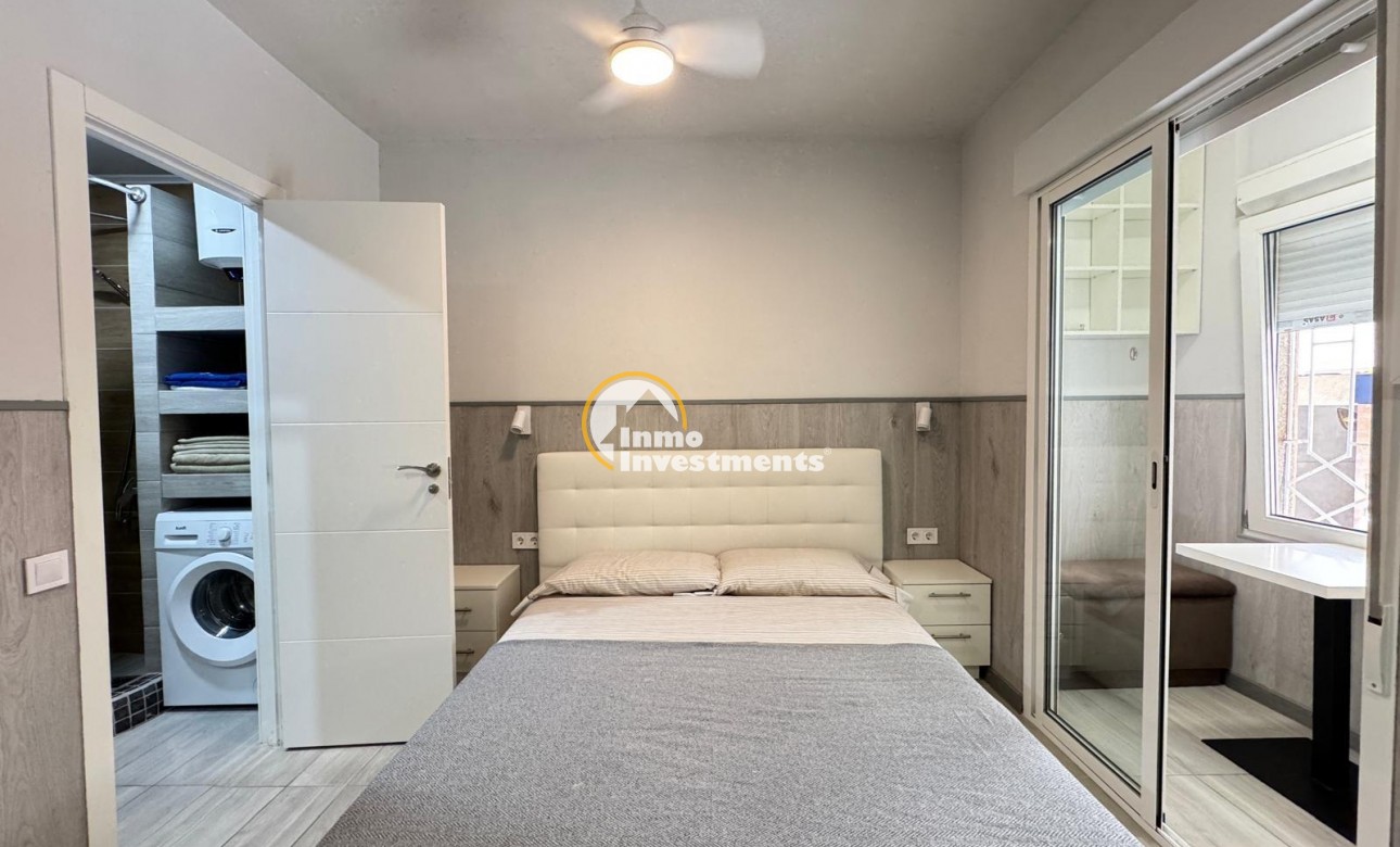 Resale - Apartment - Torrevieja - Playa del Cura