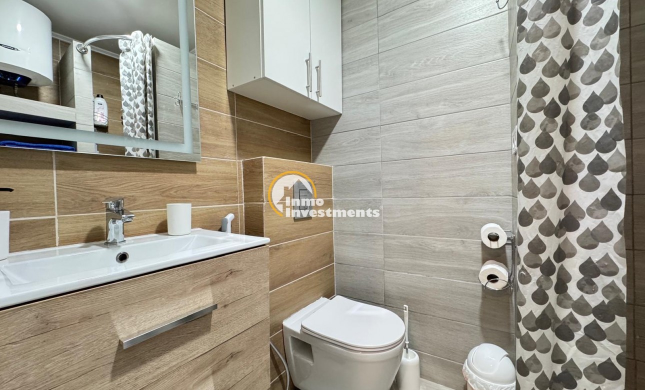 Resale - Apartment - Torrevieja - Playa del Cura