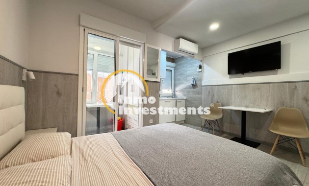Resale - Apartment - Torrevieja - Playa del Cura