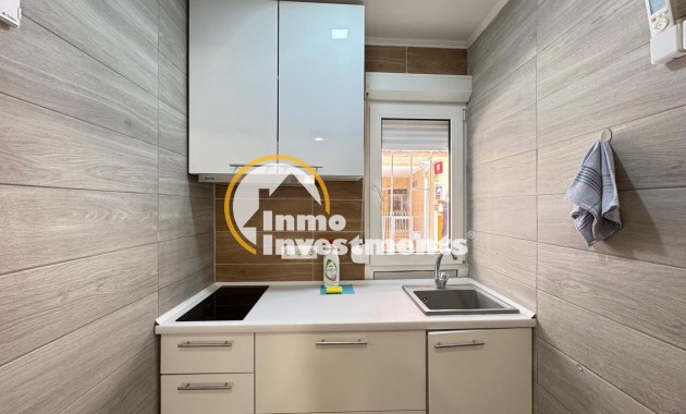 Resale - Apartment - Torrevieja - Playa del Cura