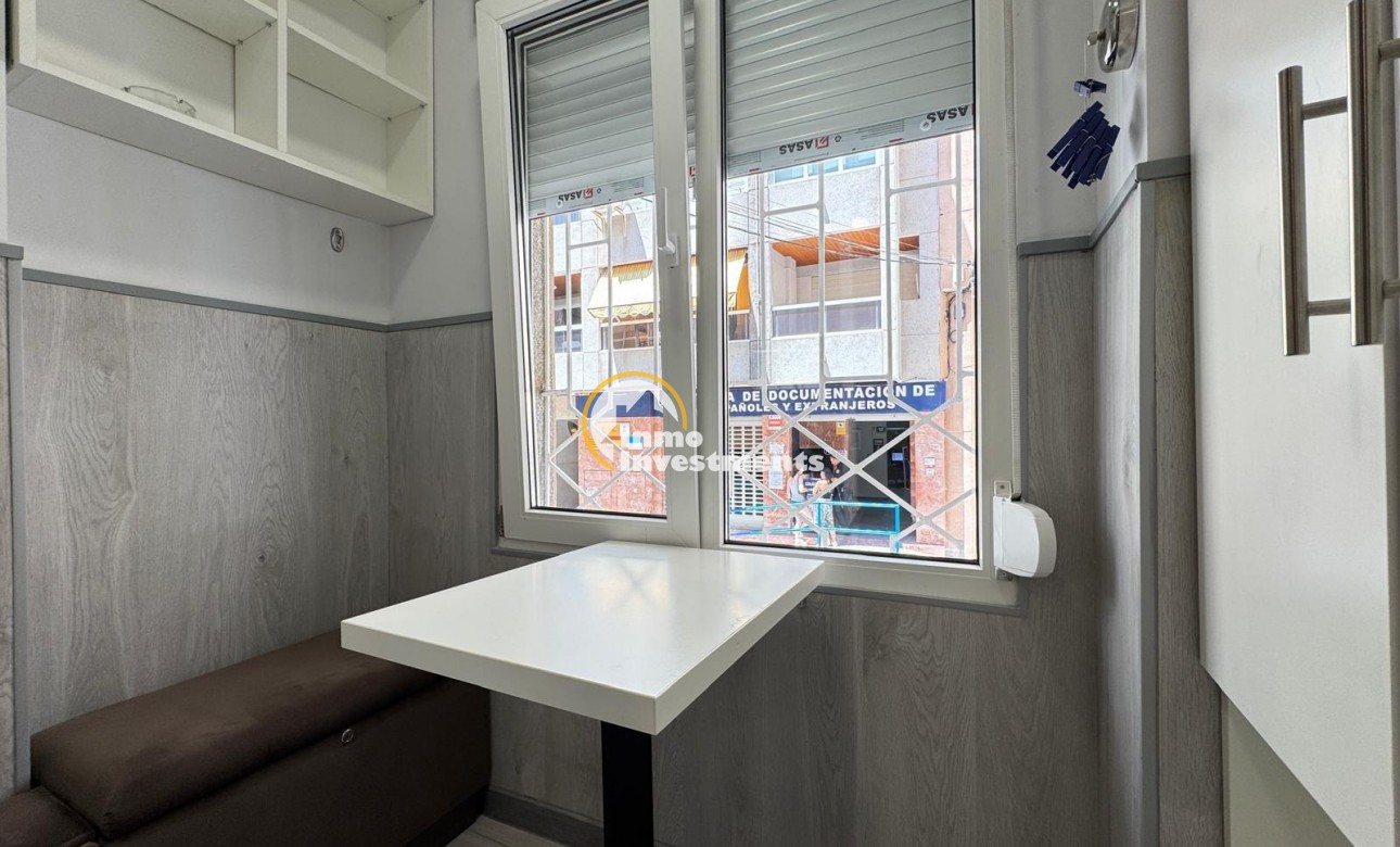 Resale - Apartment - Torrevieja - Playa del Cura