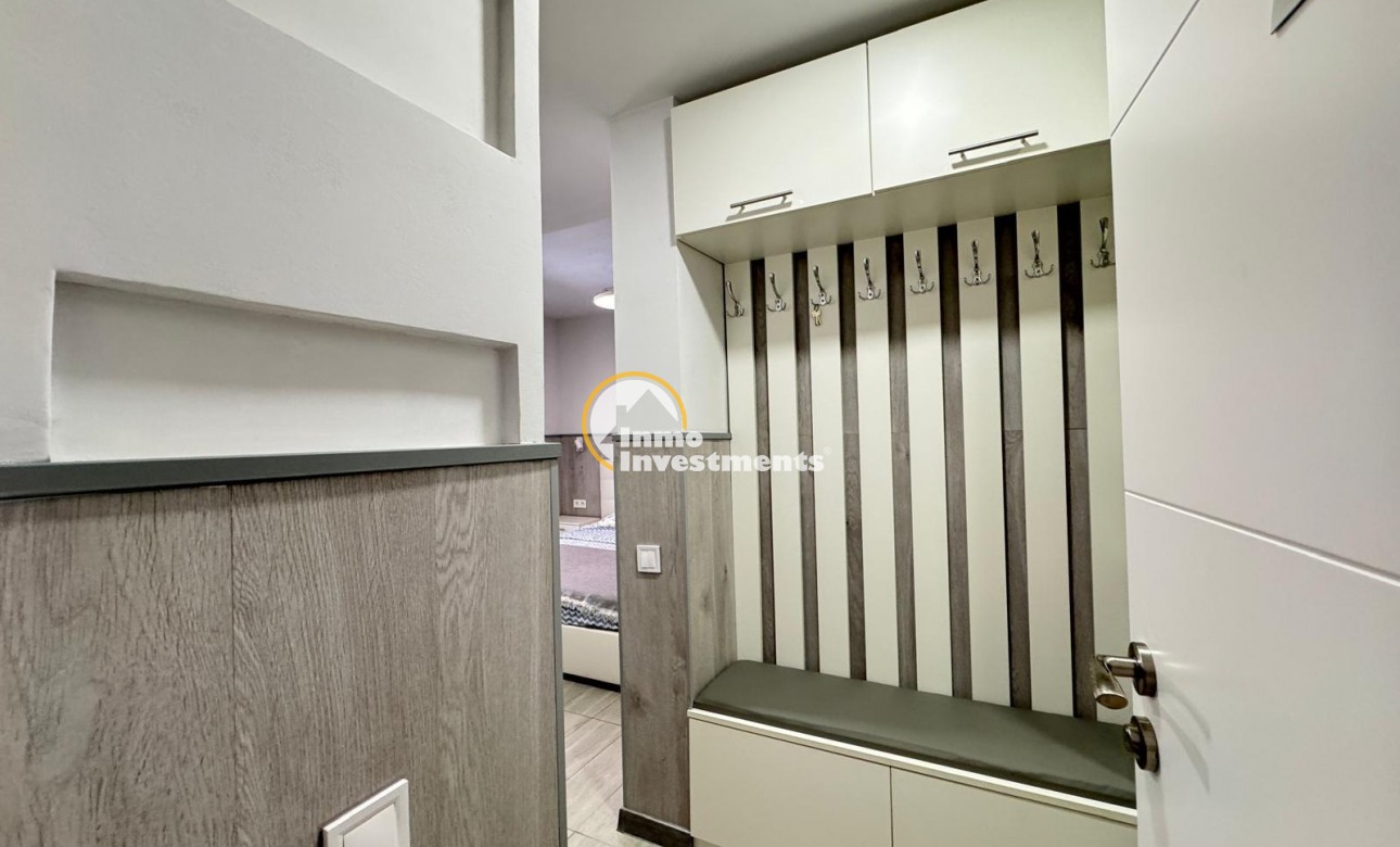 Resale - Apartment - Torrevieja - Playa del Cura