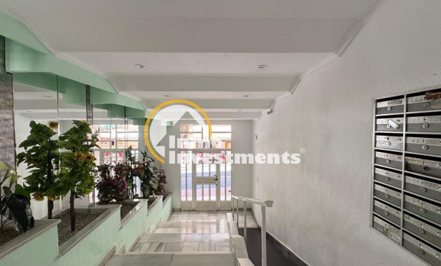 Resale - Apartment - Torrevieja - Playa del Cura