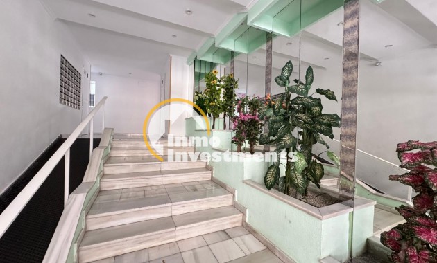 Resale - Apartment - Torrevieja - Playa del Cura