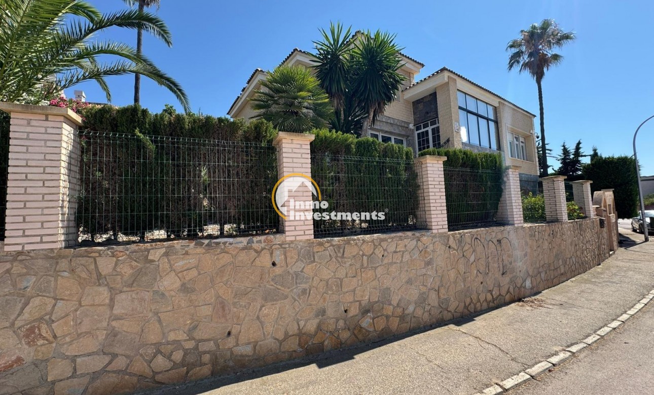 Reventa - Chalet independiente - Orihuela Costa - Campoamor