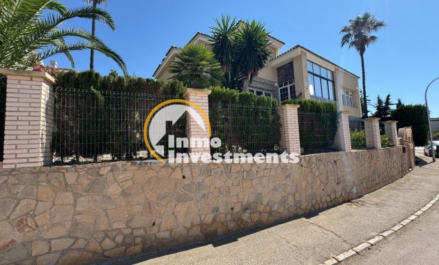 Reventa - Chalet independiente - Orihuela Costa - Campoamor