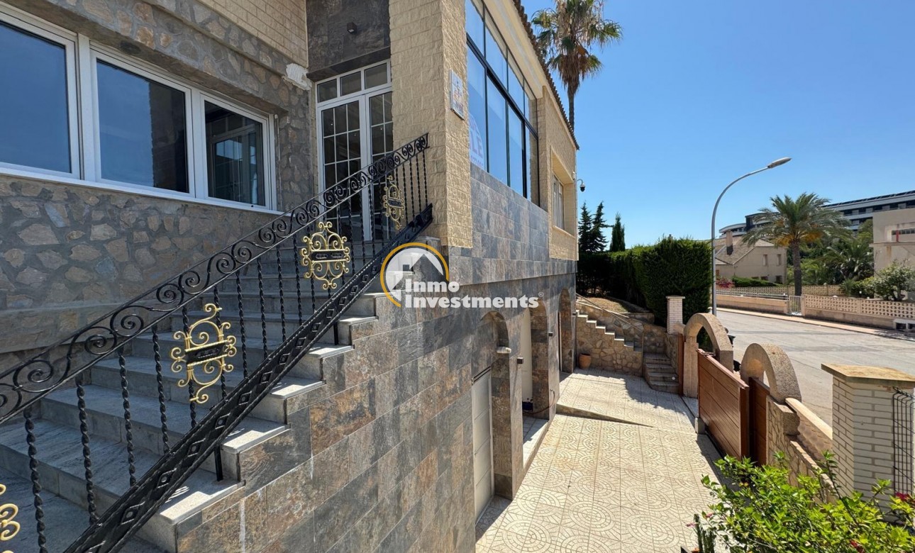 Reventa - Chalet independiente - Orihuela Costa - Campoamor