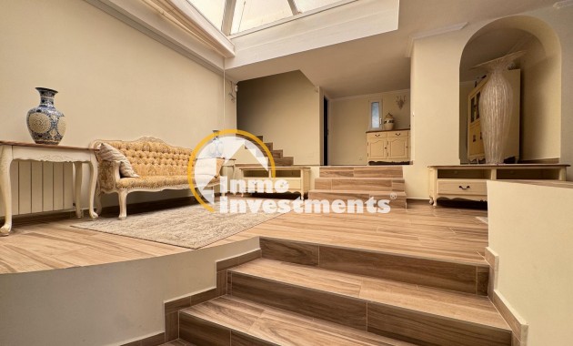 Reventa - Chalet independiente - Orihuela Costa - Campoamor