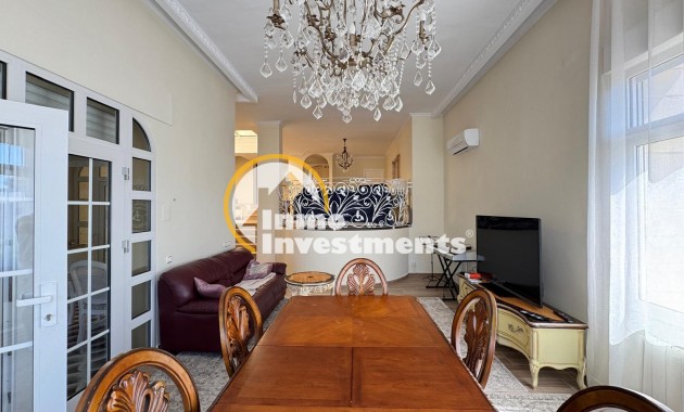 Reventa - Chalet independiente - Orihuela Costa - Campoamor