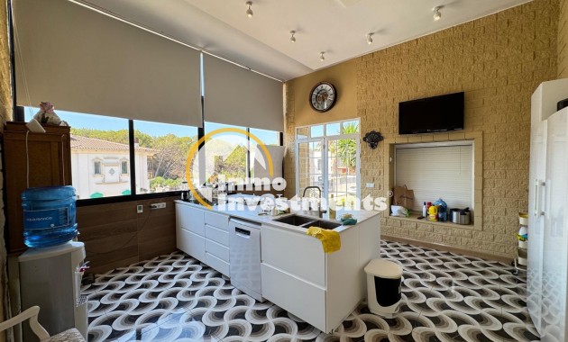 Reventa - Chalet independiente - Orihuela Costa - Campoamor