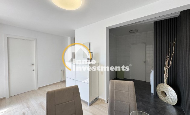 Reventa - Chalet independiente - Orihuela Costa - Campoamor