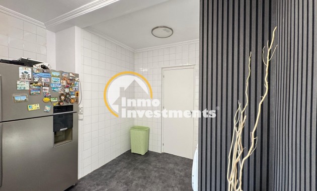 Reventa - Chalet independiente - Orihuela Costa - Campoamor