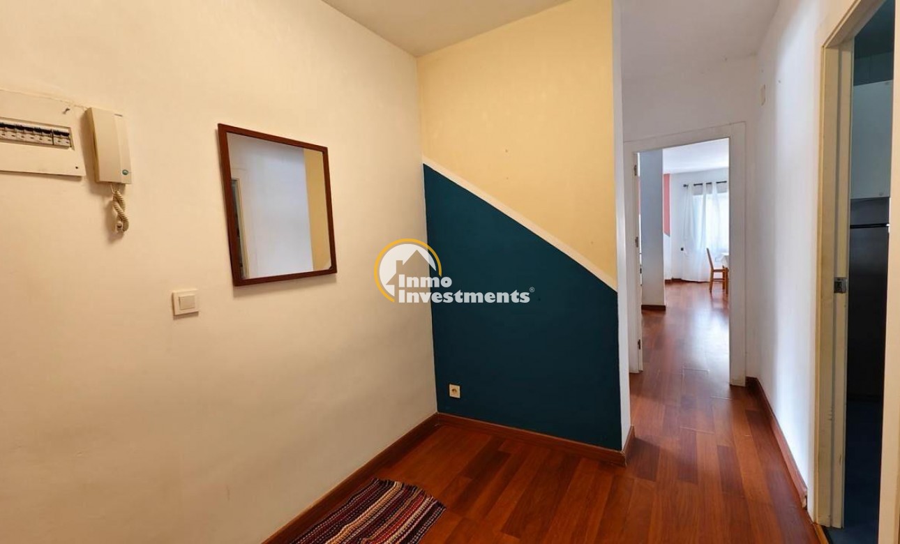 Resale - Apartment - Torrevieja - Estacion de autobuses