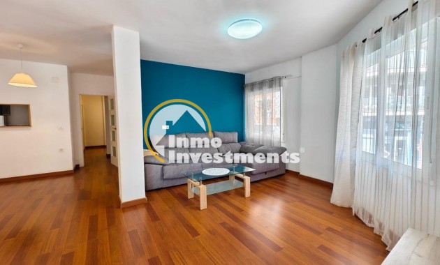 Resale - Apartment - Torrevieja - Estacion de autobuses