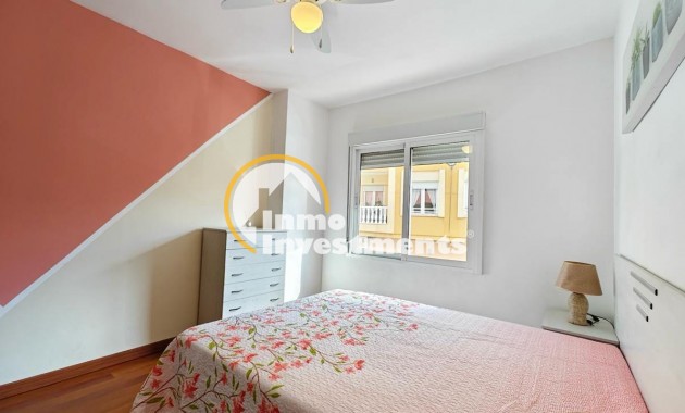 Resale - Apartment - Torrevieja - Estacion de autobuses