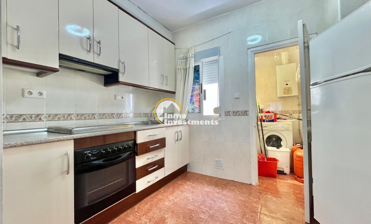 Reventa - Apartamento - Torrevieja - Estacion de autobuses