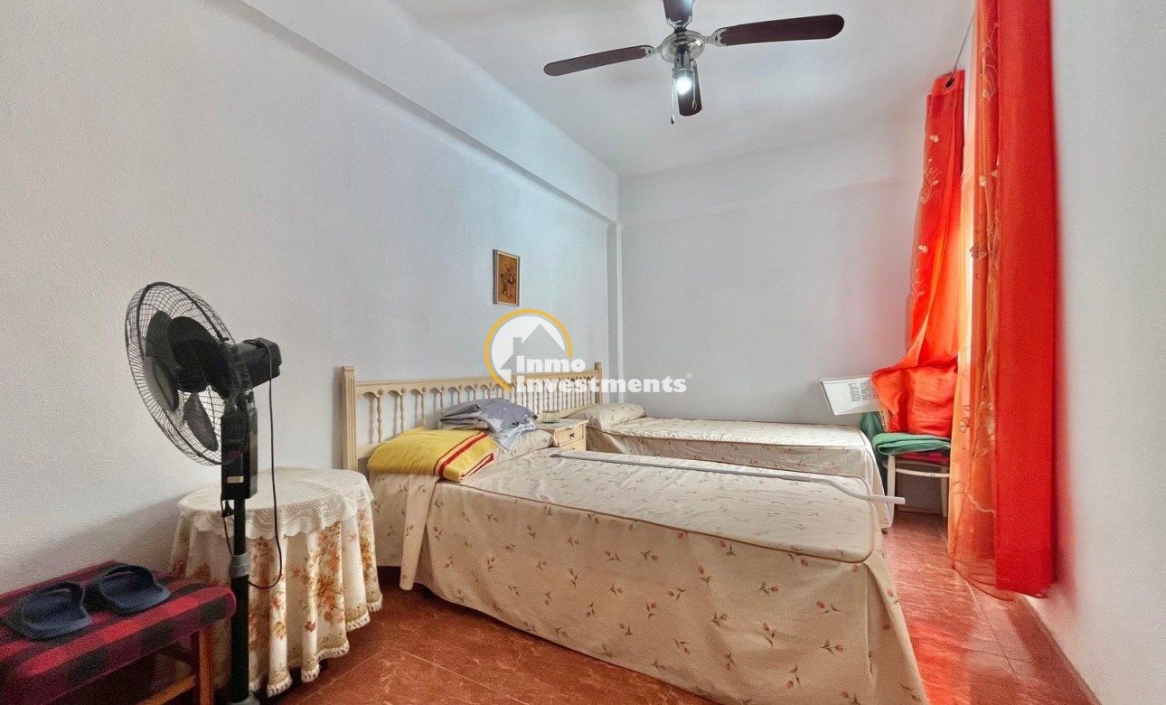 Reventa - Apartamento - Torrevieja - Estacion de autobuses