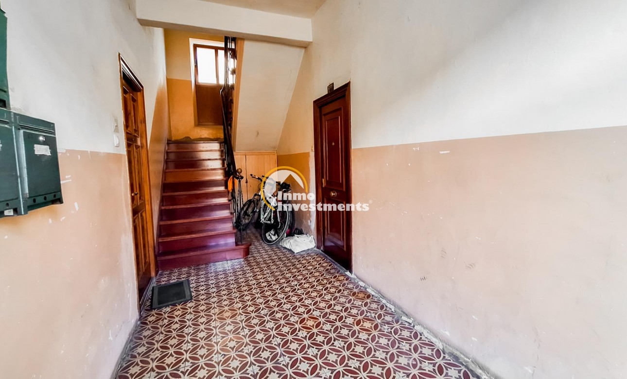 Resale - Apartment - Oviedo - Trubia