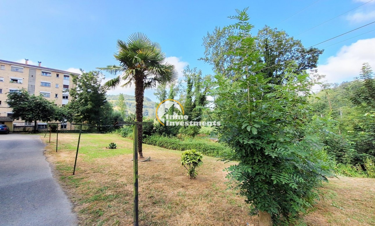 Resale - Apartment - Oviedo - Trubia