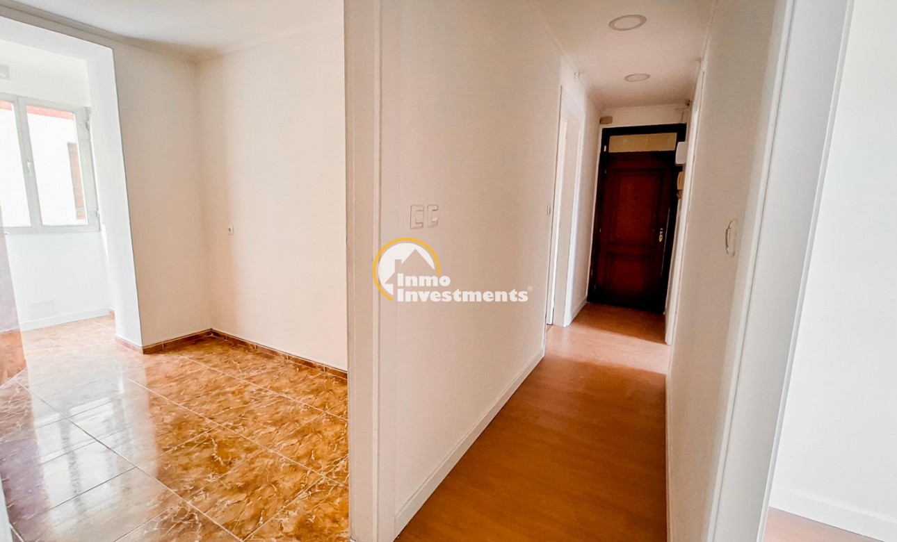 Resale - Apartment - Oviedo - Trubia