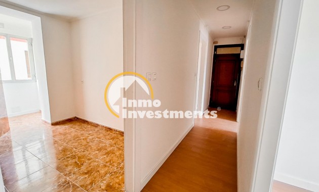 Resale - Apartment - Oviedo - Trubia